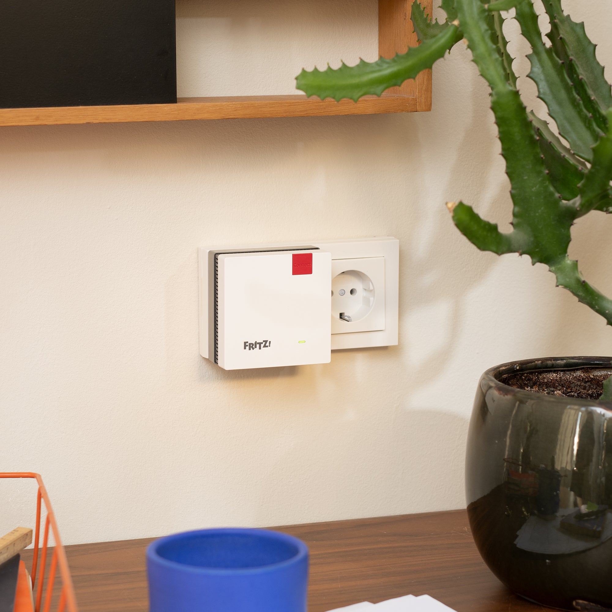 fritz-mesh-set-1600-wlan-mesh-set-router-repeater-kompakt image 2